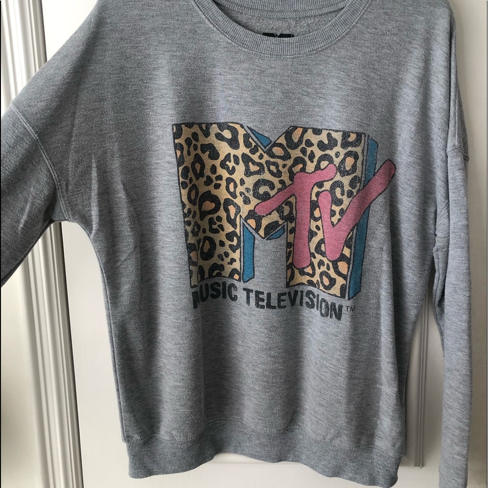 MTV pullover